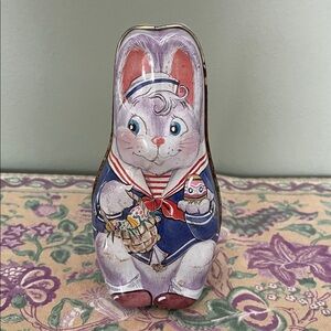 Easter Bunny Tin with Basket - Multicolor